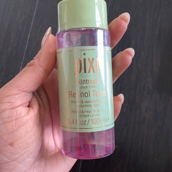 Pixi Retinol Tonic BRAND NEW - Picture 1 of 3